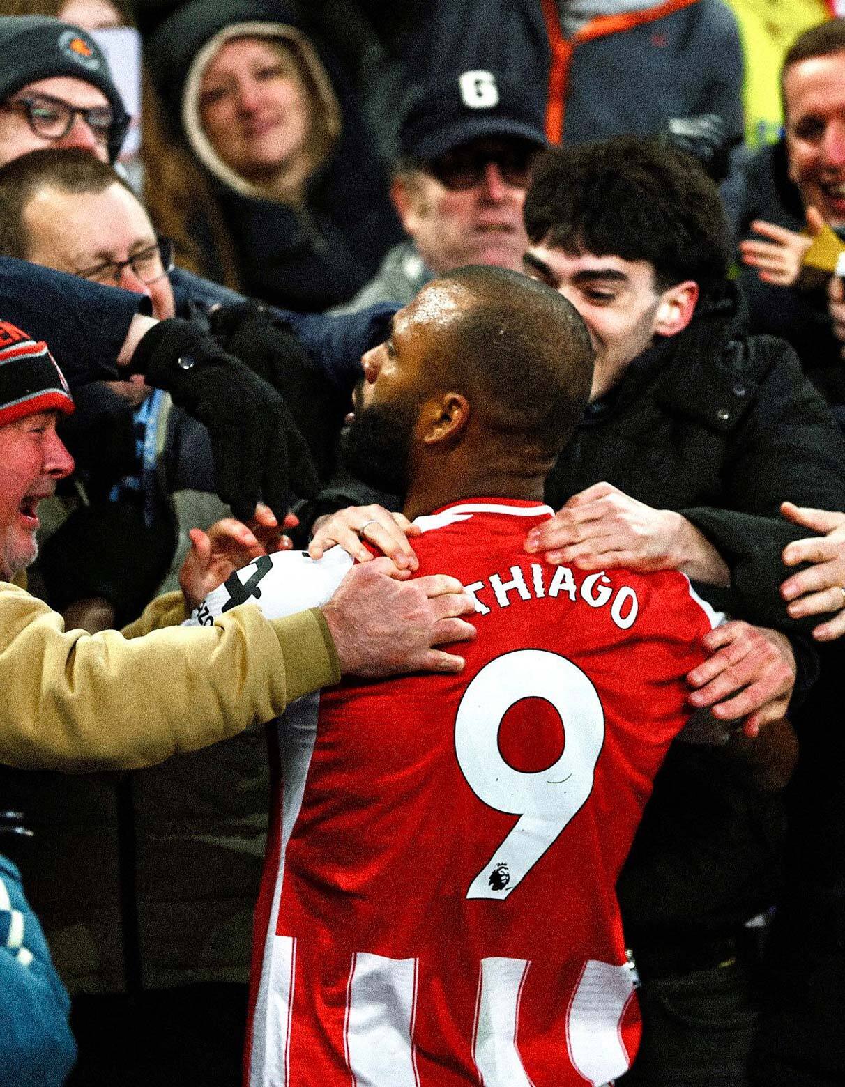 Igor Thiago Celebrating with fans Igor Thiago Celebrating with fans